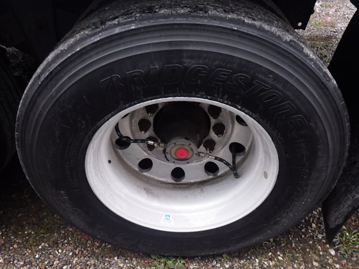 2016-hyundai-reefer-image-19