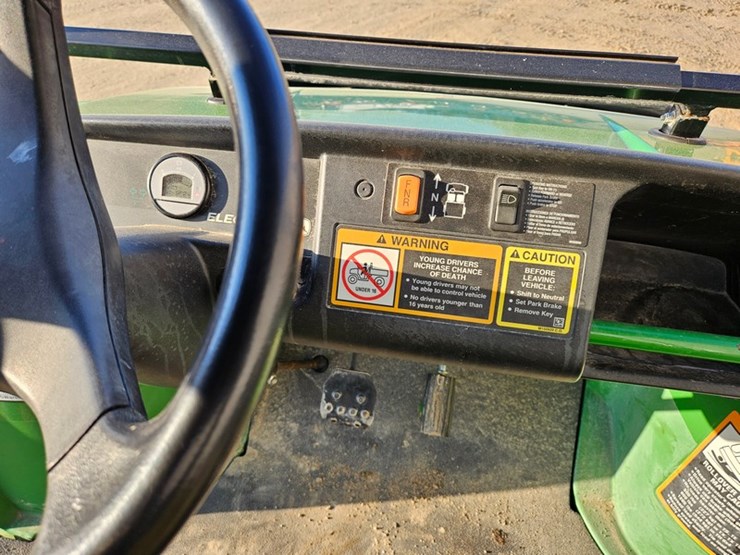 john-deere-tx-4x2-image-14