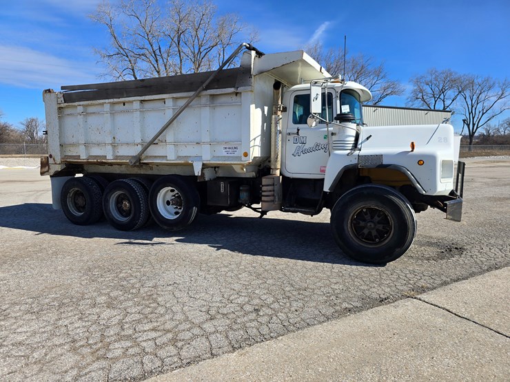 1998-mack-dm600-image-20