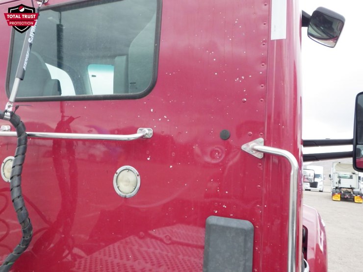 2019-kenworth-t880-image-6