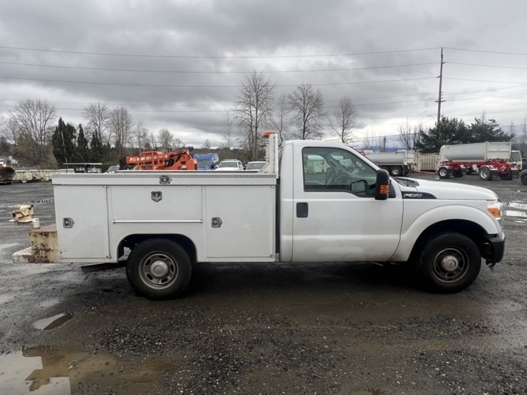 2014-ford-f350-image-3