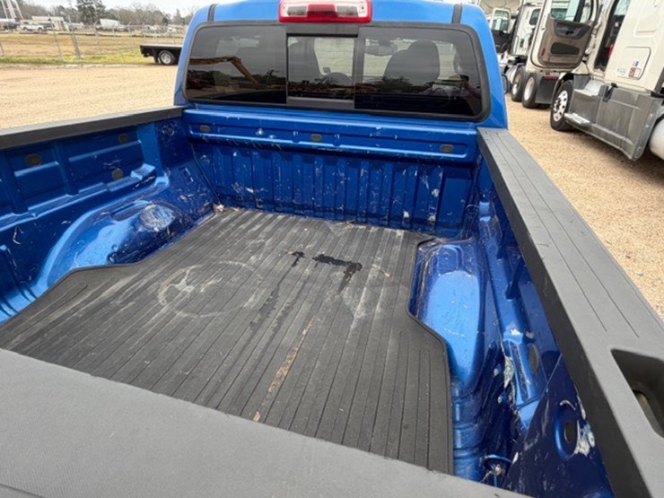 2019-chevrolet-colorado-image-9