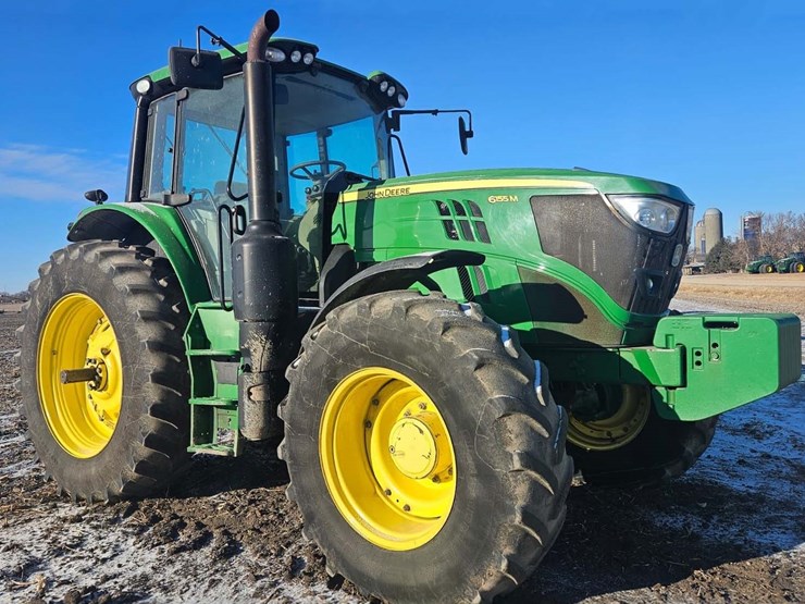 2021-john-deere-6155m-image-1