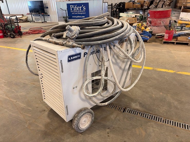 l.b.-white-premier-350df-heater-image-3