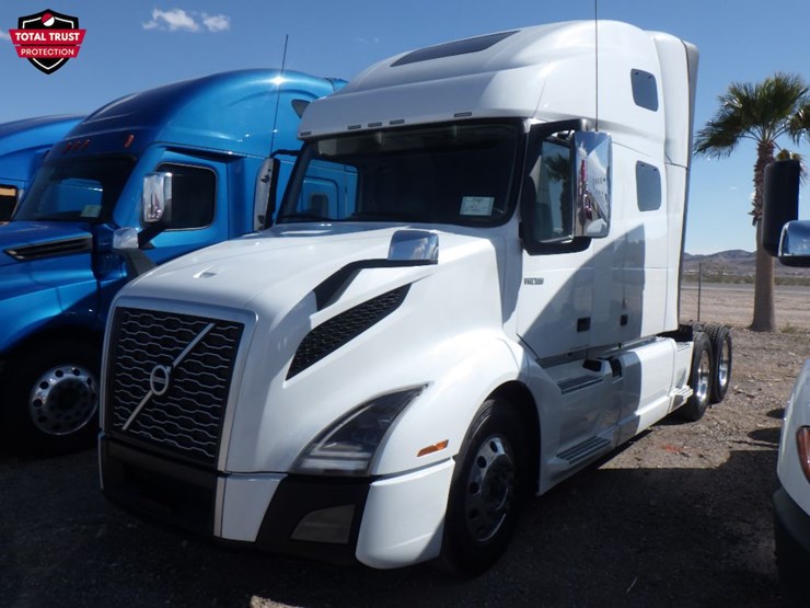 2021-volvo-vnl-760-image-1