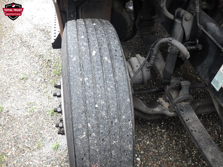 2022-kenworth-t680-image-27