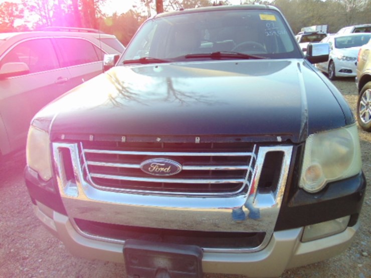 2007-ford-explorer-image-7