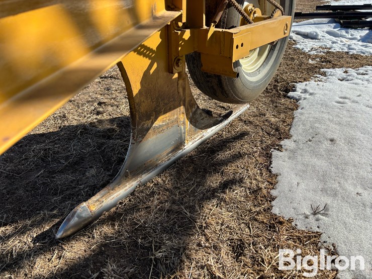 gopher-getter-3-pt-pest-treater-image-12