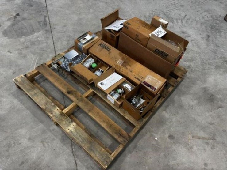 qty-of-door-entry-&-exit-hardware-image-2