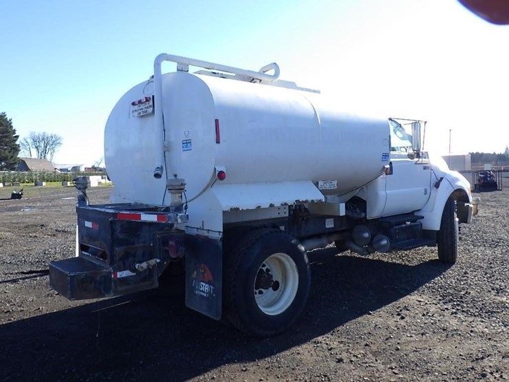 2015-ford-f750-image-5