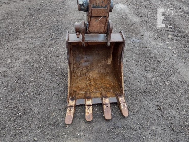 2022-deere-26g-image-14