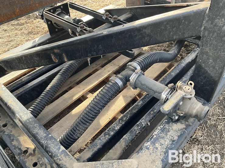 chem-farm-front-mounted-720-gal-fertilizer-tanks-image-16