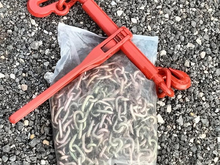 #88-•-ratchet-load-binder-with-zinc-plated-chain-image-1