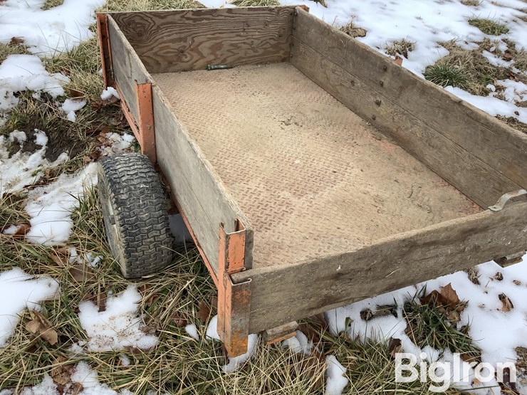 5’-lawn-&-garden-wagon-image-14