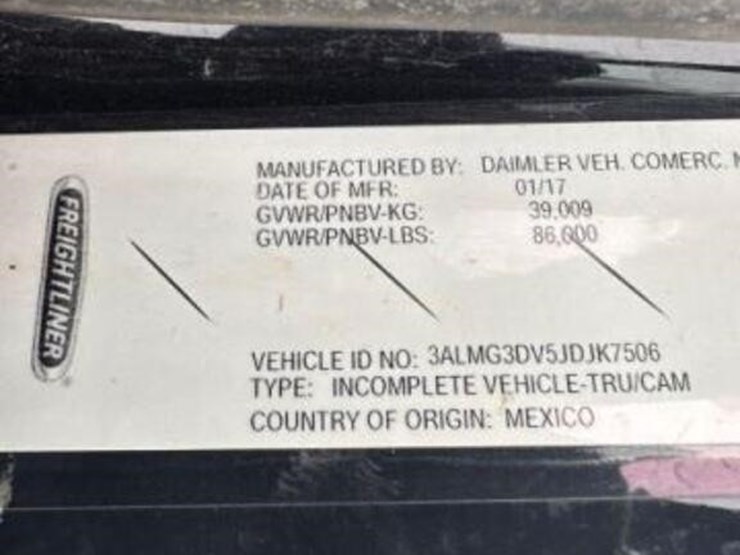 2018-freightliner-114sd-image-29