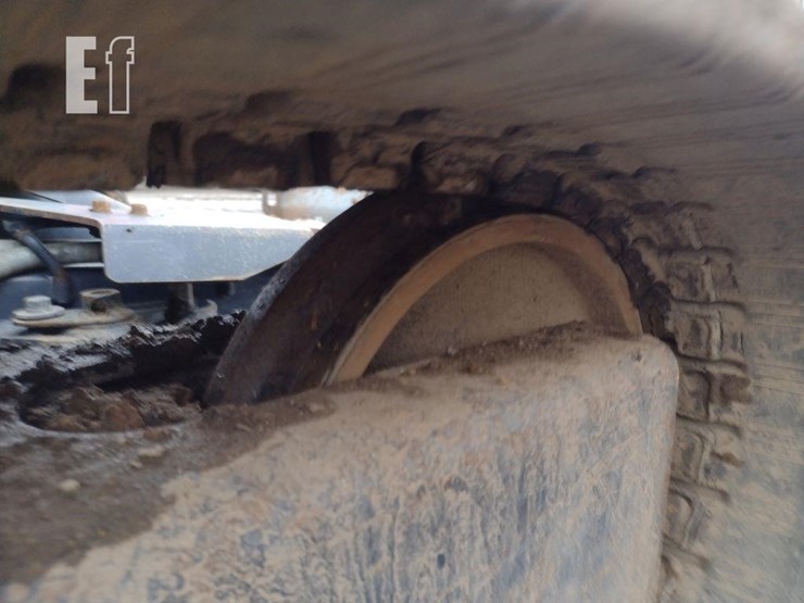 2012-kubota-kx121-3-image-40