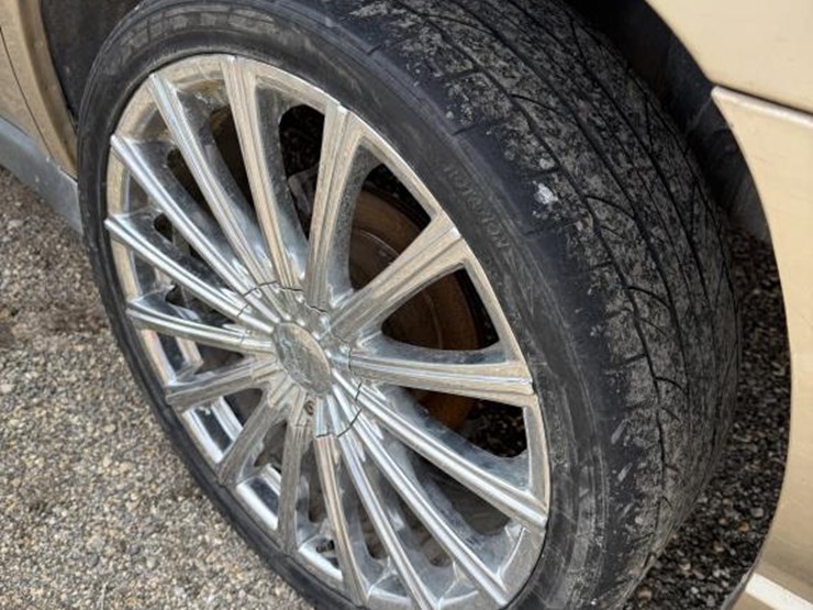 #74-•-2004-chevrolet-impala-image-12