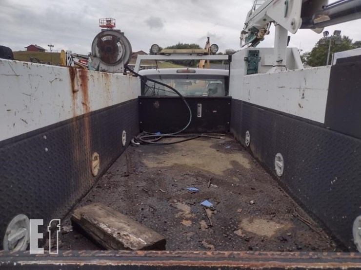 2012-ford-f550-image-25