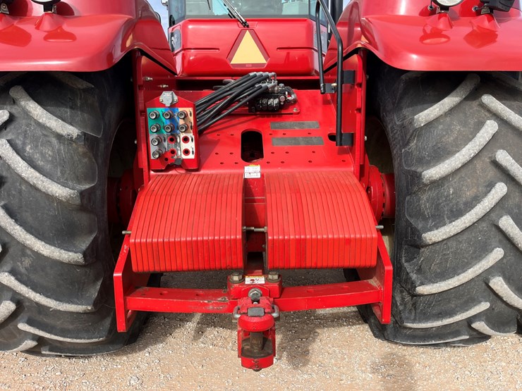 2009-versatile-435-image-18