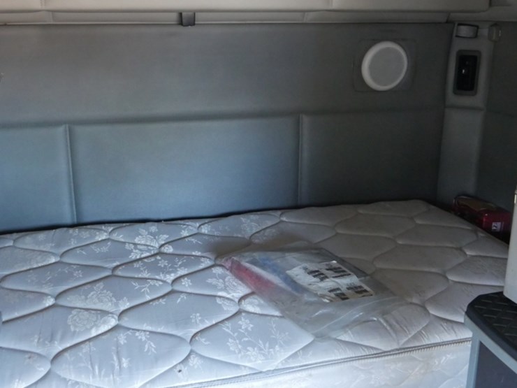 kenworth-t680-image-18