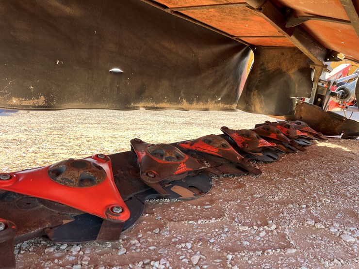 2014-kubota-dm2028-image-3