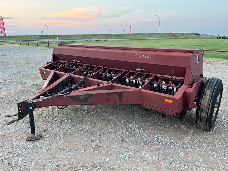 international-5100-image-1