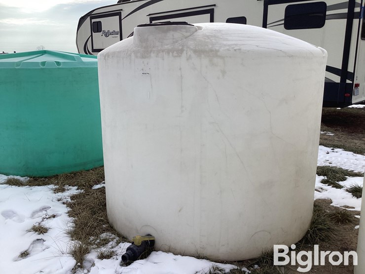 ace-roto-mold-1,650-gallon-water/liquid-fertilizer-tank-image-1