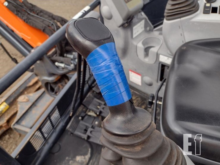 hitachi-zx50u-5n-image-10