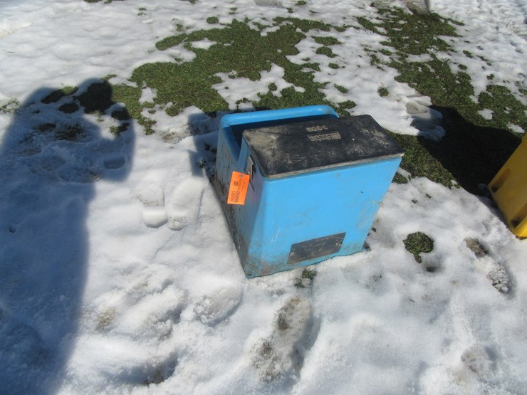 #8980-•-lil-spring-3000-waterer-image-3