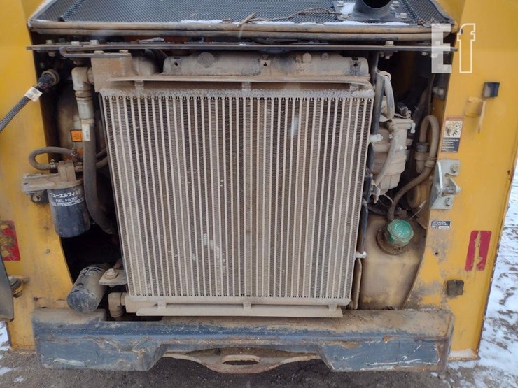 2019-deere-317g-image-36