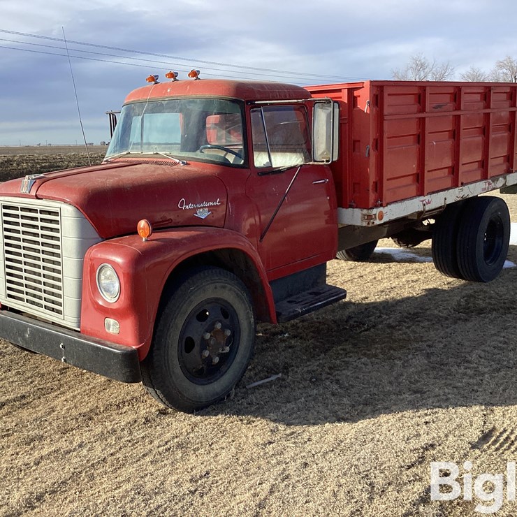 1967 INTERNATIONAL LOADSTAR