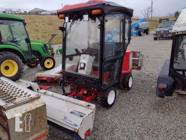 ventrac-3400l-lawn-mower-w/broom-image-2