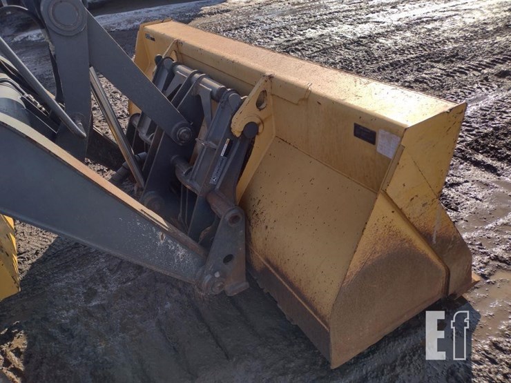 2018-deere-410l-image-21