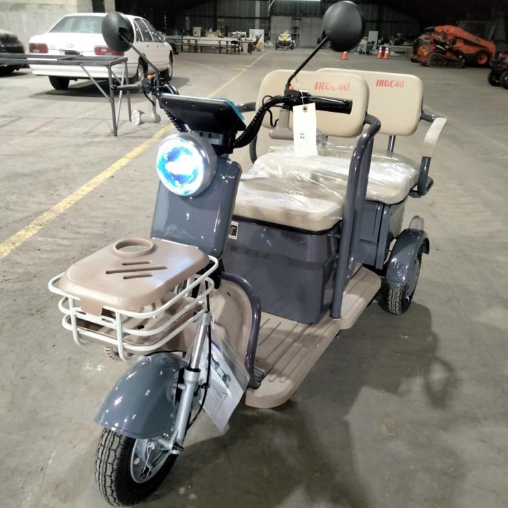 #32 • Mini 2-Seater Electric Trike Golf Cart (IRGC40)
