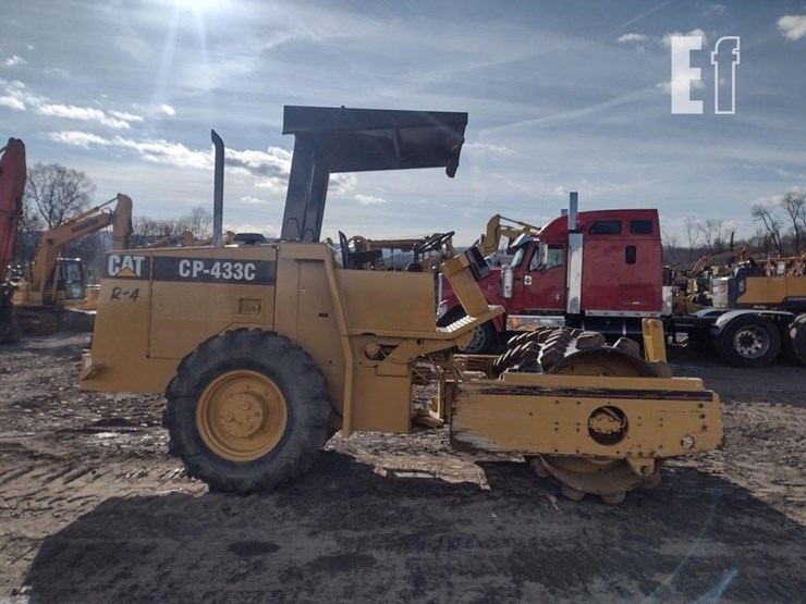 1996-caterpillar-cp-433c-image-3