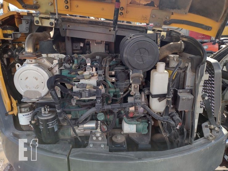 2016-volvo-ecr58d-image-43