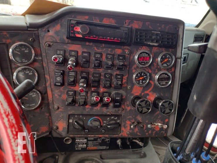 2000-international-9900-image-12