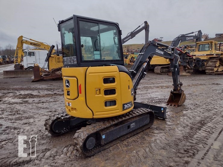 2023-deere-30g-image-49