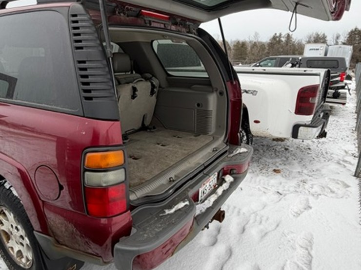 2005-chevrolet-tahoe-z71-image-8