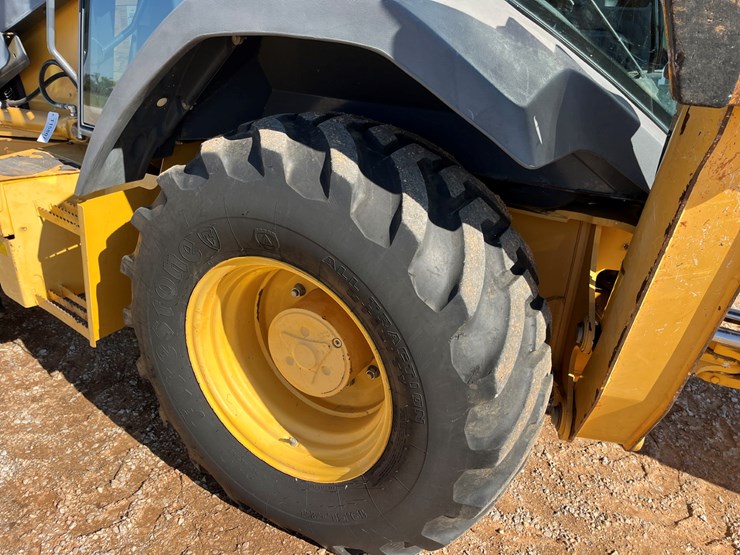 2012-deere-310sj-image-17