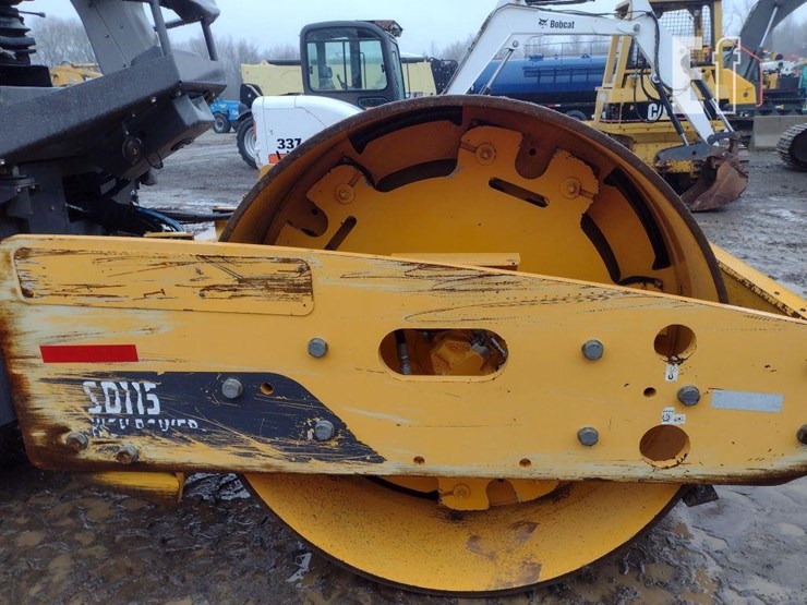 2014-volvo-sd115-image-19