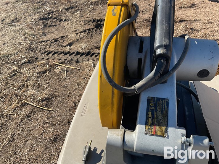 dewalt-cut-off-saw-image-16