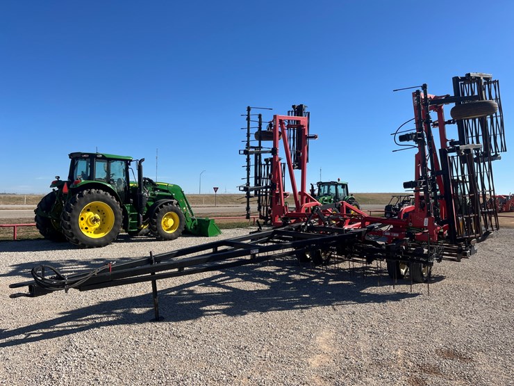 #t13276-•-2019-sterling-6600-conditioner-image-1