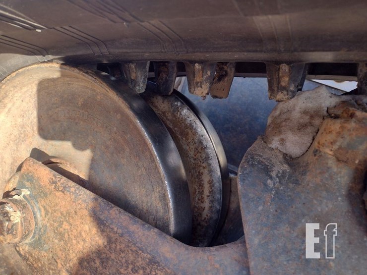 2020-bobcat-t870-image-27