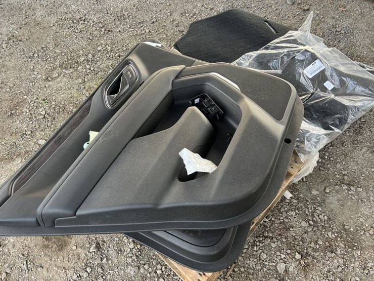 chevrolet-tahoe-image-3