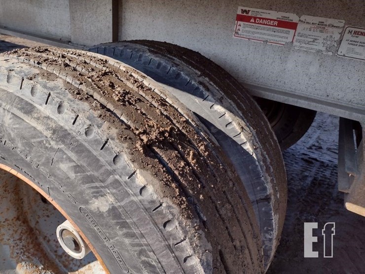 93-ravens-trailer^title^-image-10