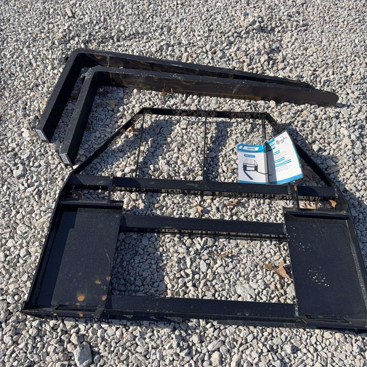 Skid Steer Pallet Forks SAII100