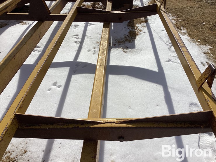 tilt-bed-6-bale-mover-image-11