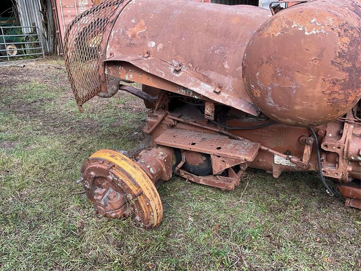 minneapolis-moline-jet-star-orchard-image-12