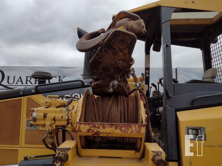 2012-deere-700k-lgp-image-59